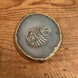 Beautiful Vintage Leaf Brooch in Silver